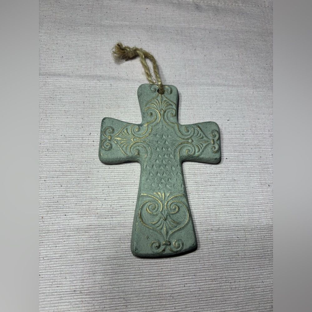 Elegant Cross Home Wall Decor EPC See photos for size references!